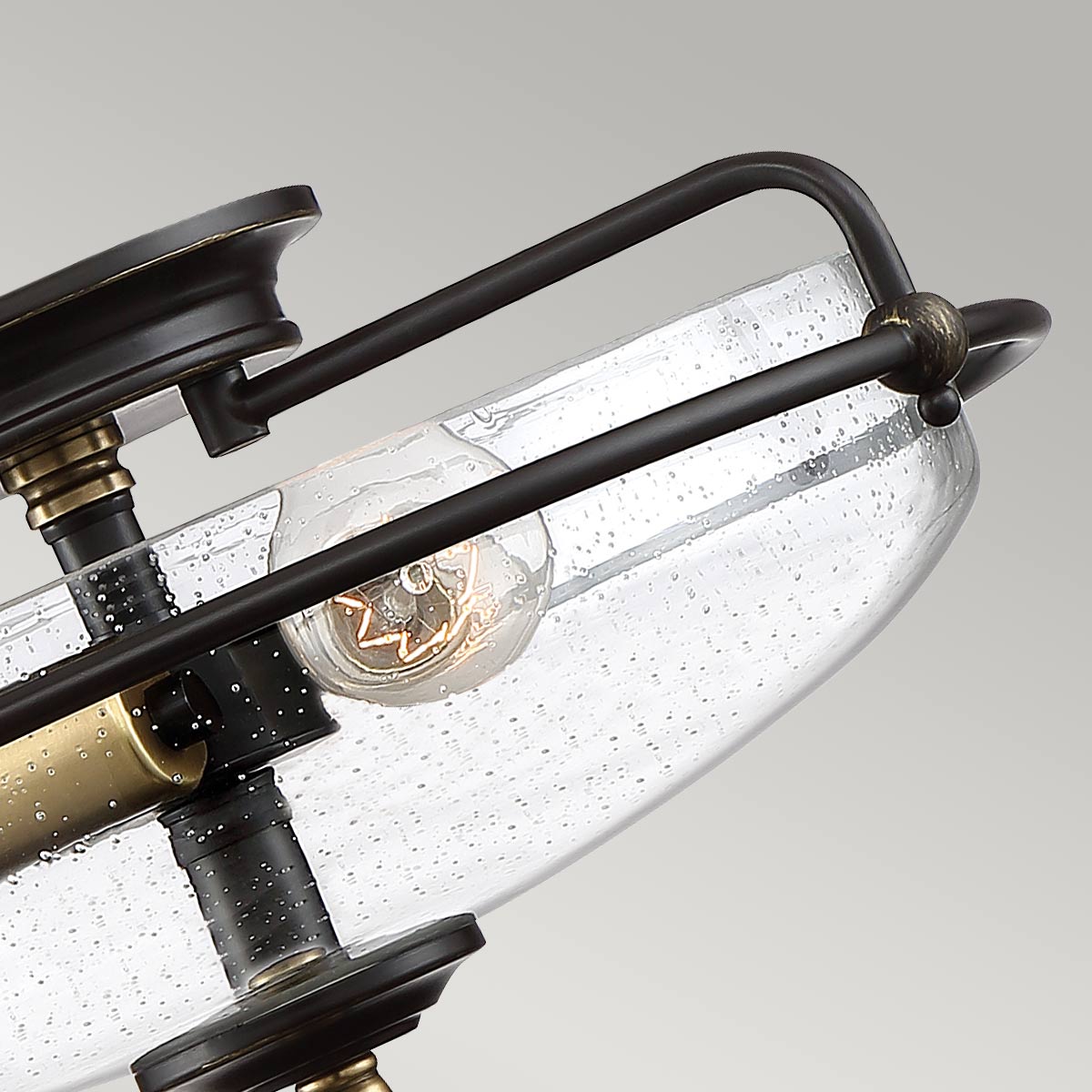 Потолочный светильник Quoizel QZ-GRIFFIN-F-C-PNAB. Бренд: Quoizel Потолочный светильник Quoizel QZ-GRIFFIN-F-C-PNAB. Бренд: Quoizel. Потолочные светильники