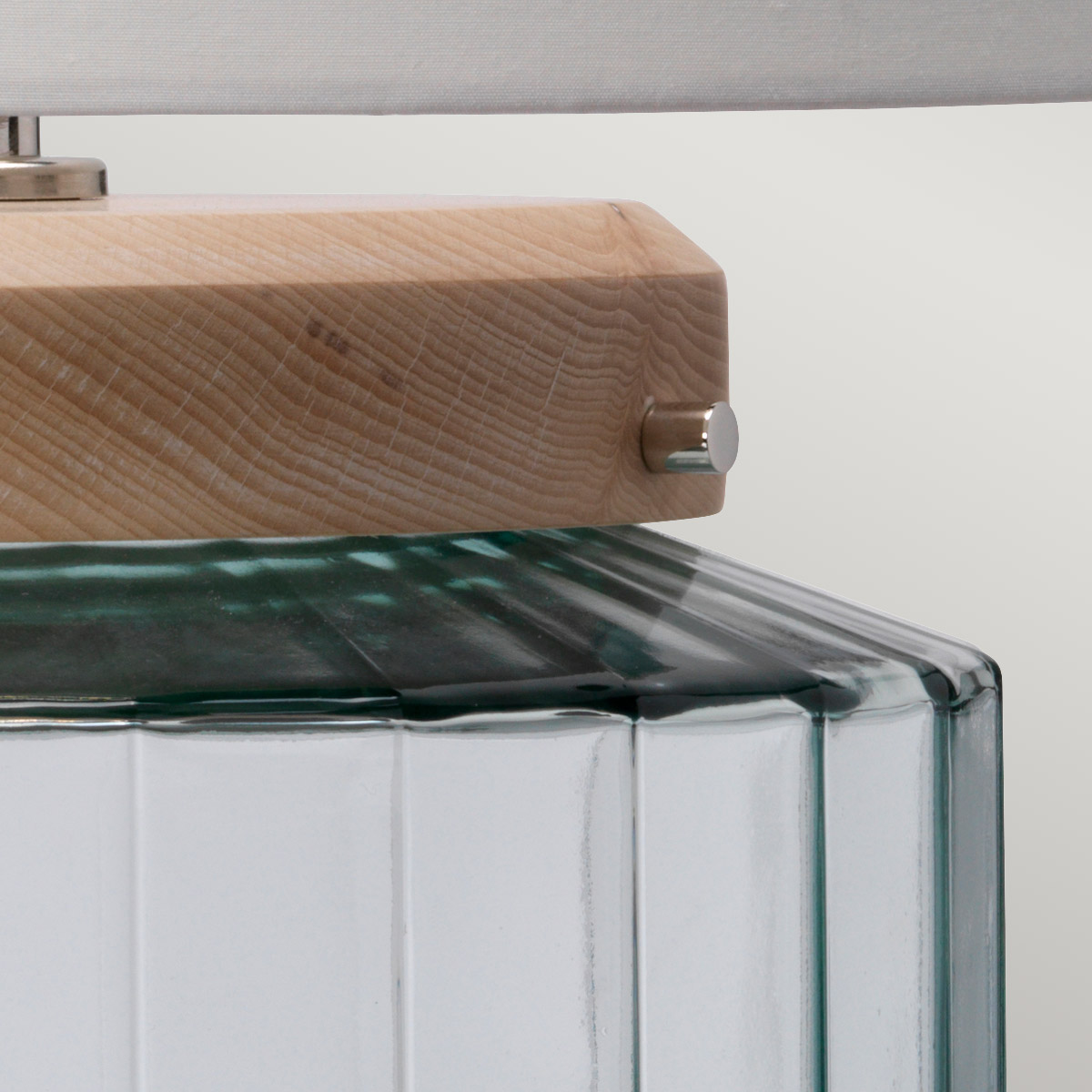 Настольная лампа Elstead Lighting LUGA-TL-NATURAL. Бренд: Elstead Lighting Настольная лампа Elstead Lighting LUGA-TL-NATURAL. Бренд: Elstead Lighting. Настольные лампы