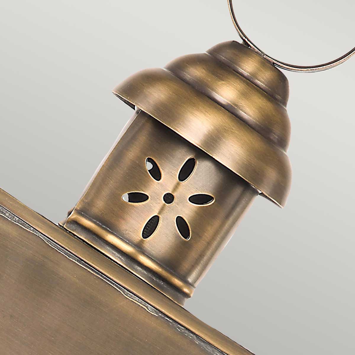 Настенный фонарь Elstead Lighting HYDE-PARK-BR. Бренд: Elstead Lighting Настенный фонарь Elstead Lighting HYDE-PARK-BR. Бренд: Elstead Lighting. Настенные фонари