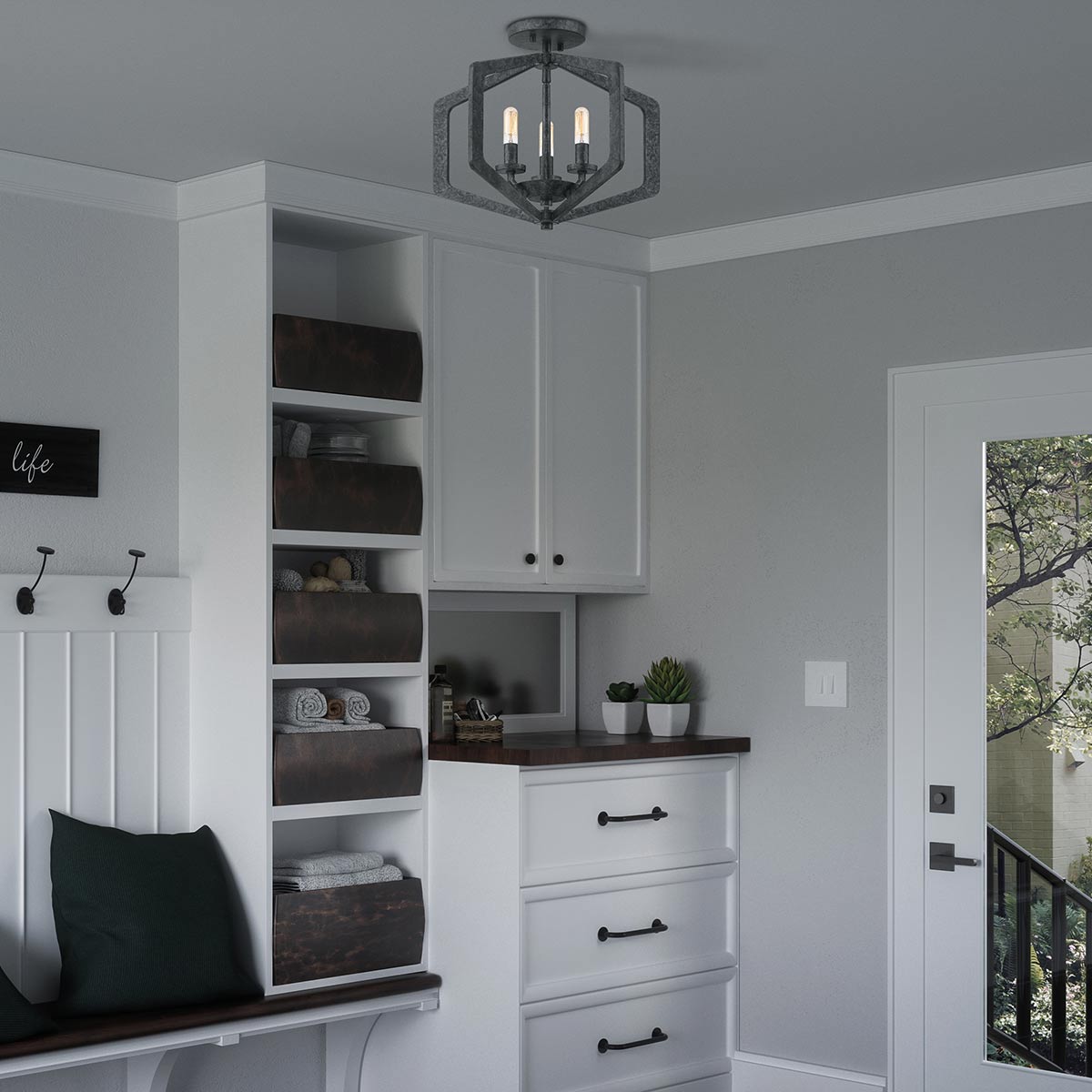 Подвесной светильник Quoizel QZ-VANGUARD-3P-OK. Бренд: Quoizel Подвесной светильник Quoizel QZ-VANGUARD-3P-OK. Бренд: Quoizel. Подвесные светильники