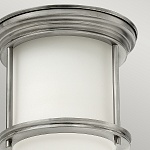 Потолочный светильник для ванных комнат QN-HADRIAN-MINI-F-AN-OPAL. Бренд: Hinkley. Потолочные светильники для ванных комнат