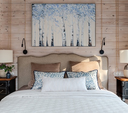 Дом у реки. Сочетание деревенских мотивов и современной классики